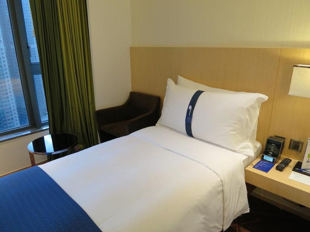 Holiday Inn Express Hong Kong Kowloon East, An Ihg Hotel Zewnętrze zdjęcie