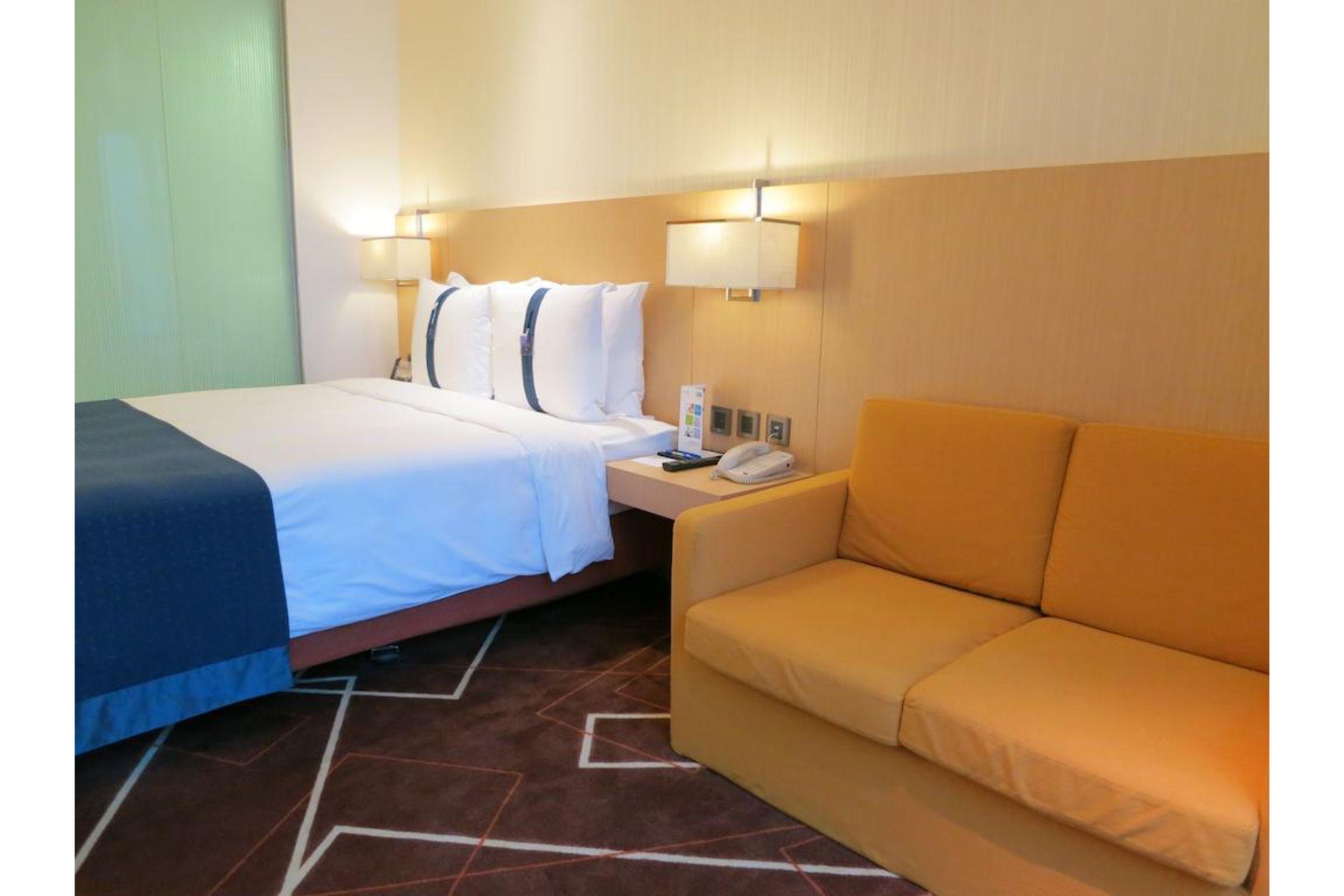 Holiday Inn Express Hong Kong Kowloon East, An Ihg Hotel Zewnętrze zdjęcie